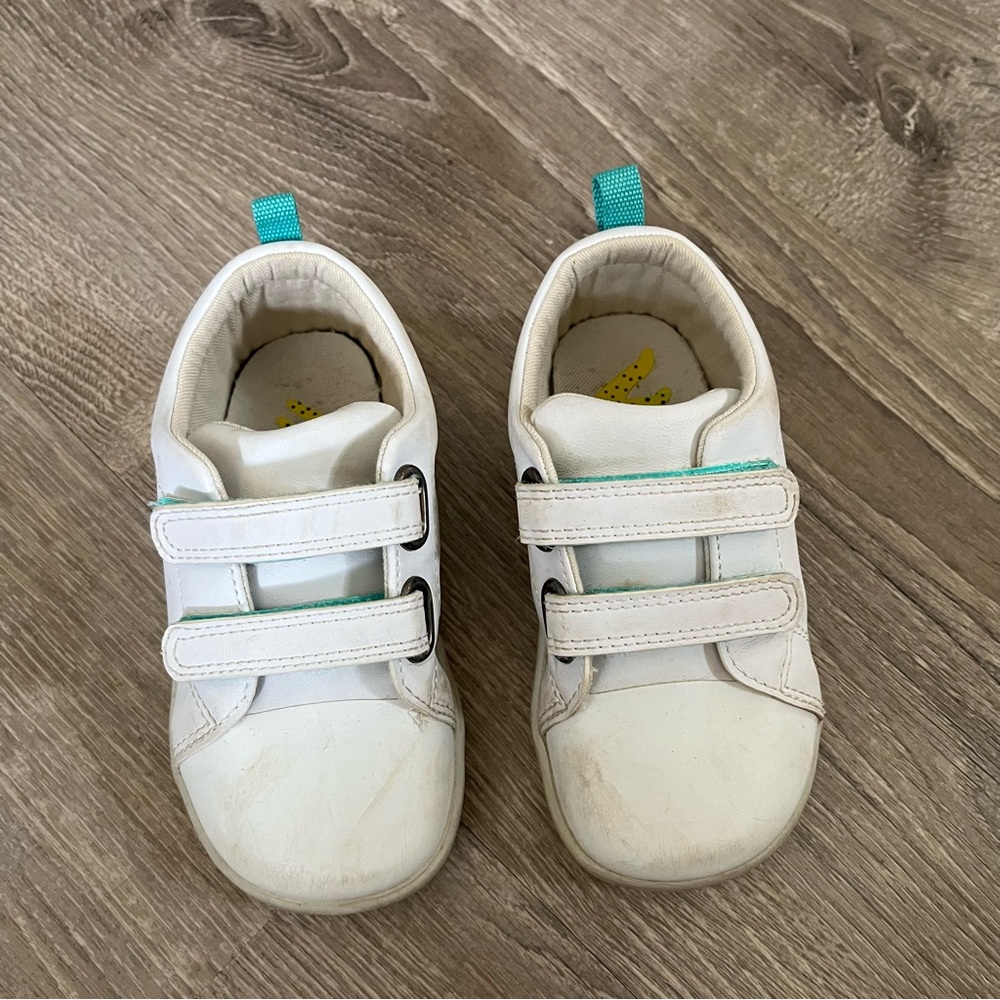 Ten little sneakers low top white toddler little kid size 9.5
